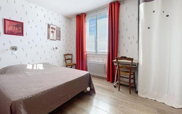 Maison à vendre    4 pièces •  La Rochelle