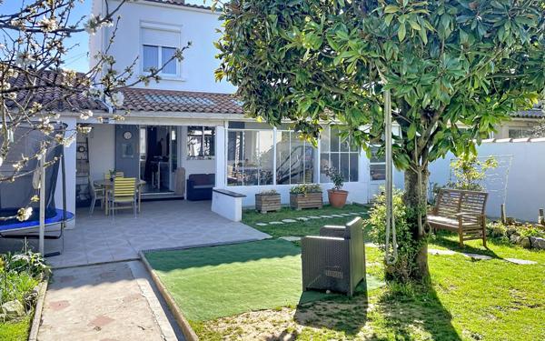 Maison à vendre    4 pièces •  La Rochelle