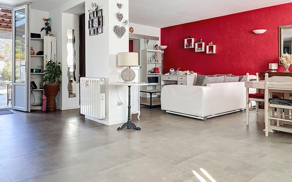 Maison à vendre    4 pièces •  La Rochelle