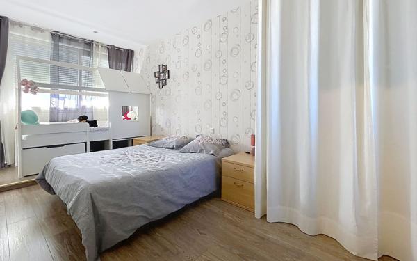 Maison à vendre    4 pièces •  La Rochelle