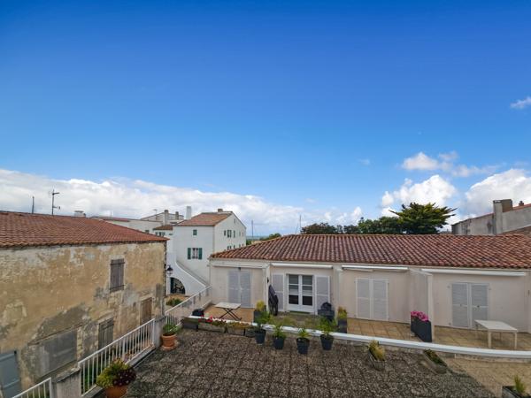 Appartement
         3 pièces
        - 50 m²