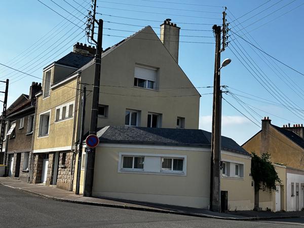 MAISON 7 PIECES NANTES - DALBY - GARE NORD , Nantes MAISON 7 PIECES NANTES - DALBY - GARE NORD , Nantes