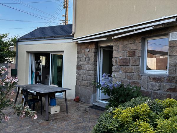 MAISON 7 PIECES NANTES - DALBY - GARE NORD , Nantes MAISON 7 PIECES NANTES - DALBY - GARE NORD , Nantes