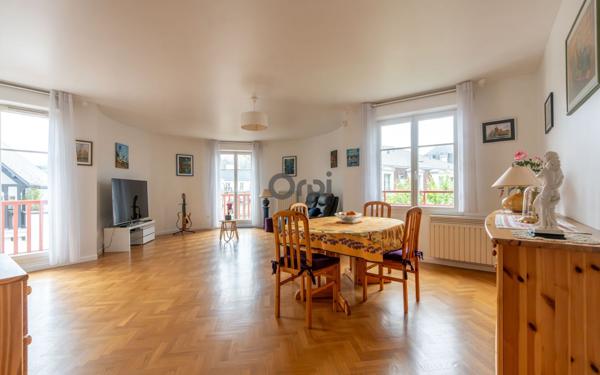 Appartement à vendre    3 pièces • 86,72 m2 Le Plessis-Robinson