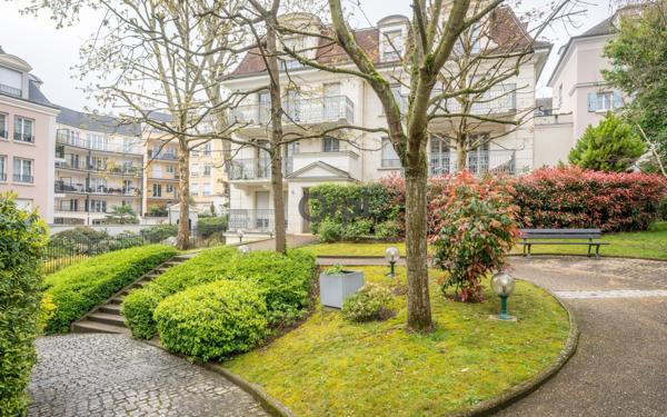 Appartement à vendre    3 pièces • 86,72 m2 Le Plessis-Robinson
