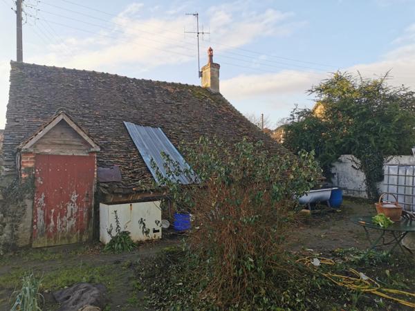 MAISON DE BOURG A RENOVER