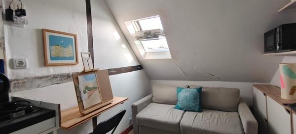 Chambre de Bonne au cœur de Paris 3e Arr. 75003