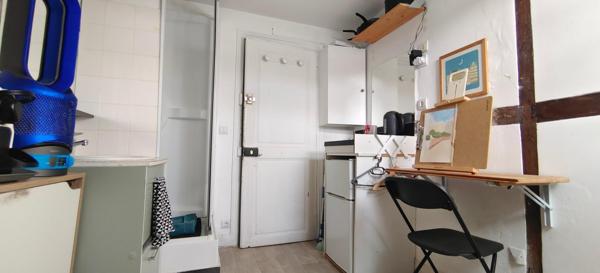 Chambre de Bonne au cœur de Paris 3e Arr. 75003