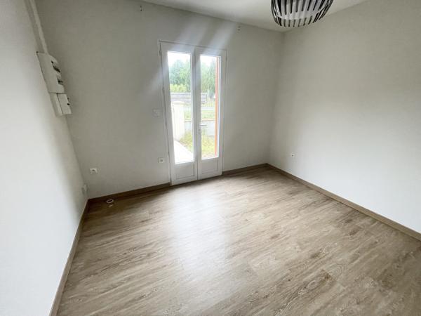 Maison
         4 pièces
        - 55 m²