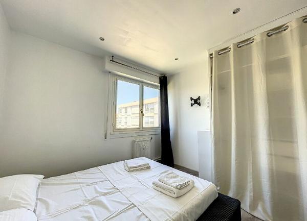 Appartement à vendre    3 pièces • 64,53 m2 Fréjus