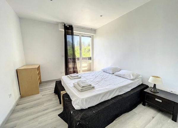 Appartement à vendre    3 pièces • 64,53 m2 Fréjus