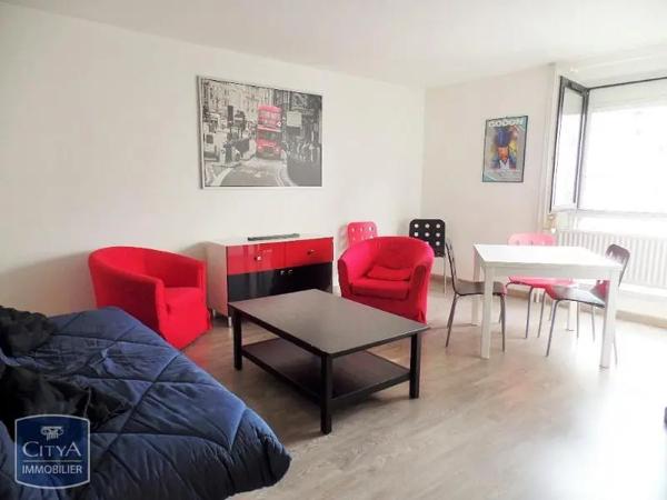Appartement à louer 3 pièces 64.27m² Lille (59000)