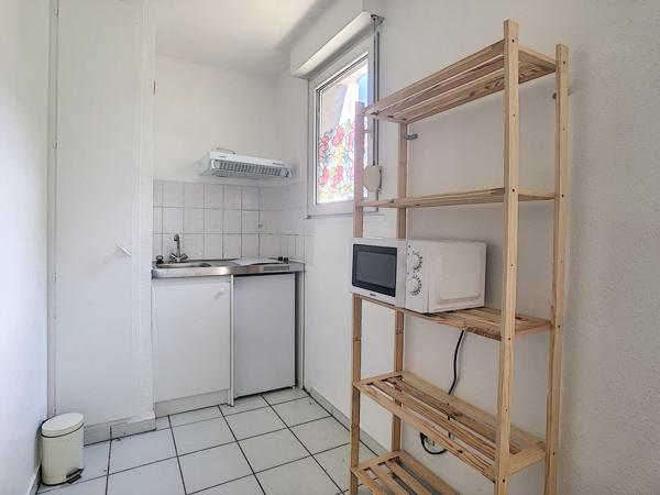 STRASBOURG Ganzau - Joli F1 avec parking