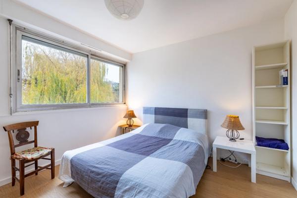 Appartement à vendre 5 pièces, Chamalières (63), 118 m2, 3 chambres, balcon, garage, cave, ascenseur, jardin résidentiel