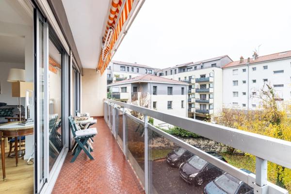 Appartement à vendre 5 pièces, Chamalières (63), 118 m2, 3 chambres, balcon, garage, cave, ascenseur, jardin résidentiel