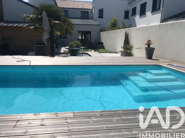 Maison à vendre 6 pièces 174 m² La Rochelle