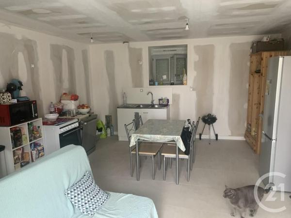 Maison à vendre  4 pièces - 66,04 m2 GENOUILLEUX - 01