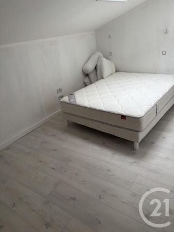 Maison à vendre  4 pièces - 66,04 m2 GENOUILLEUX - 01