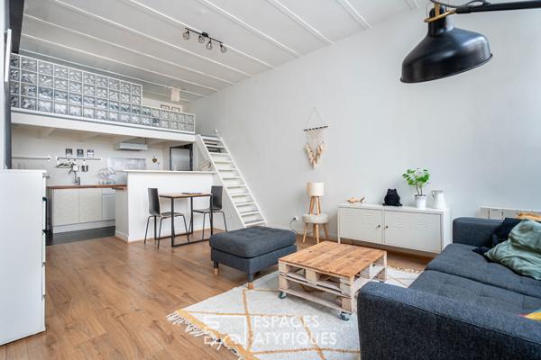 Ancien atelier dans une ancienne usine en briques