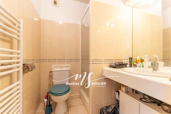 T2 48 m² avec terrasse/balcon/parking - La Duranne