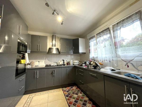 Maison à vendre 7 pièces 233 m² Vaires-sur-Marne
