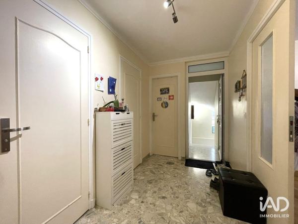 Maison à vendre 7 pièces 233 m² Vaires-sur-Marne