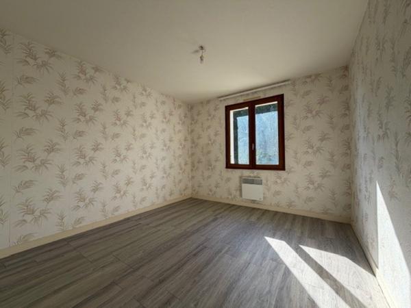 Maison 4 pièce(s) 3 chambre(s) 94 m²