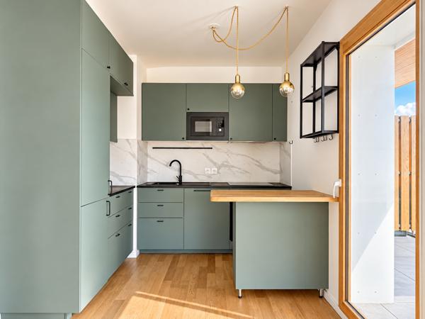 Appartement
         3 pièces
        - 63 m² Exclusivité 325 000 € *