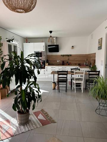 Appartement Toulon 3 pièce(s) 65 m2 avec terrasse et jardin