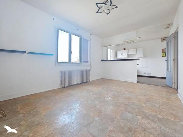 Maison 88 494 € Saint-Amand-Montrond 2 p 40,5 m² DPE E