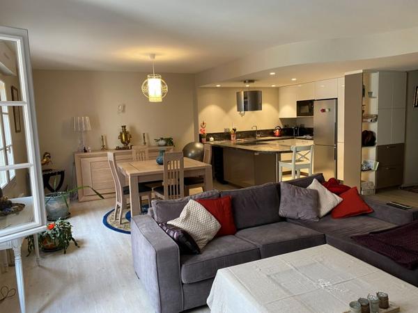 Appartement Laval 3 pièces 84 m²