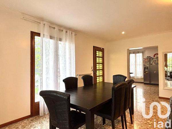 Maison 5 pièces de 167 m² à Le Blanc-Mesnil (93150)