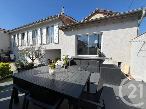 Maison à vendre  5 pièces - 153,35 m2 REYRIEUX - 01