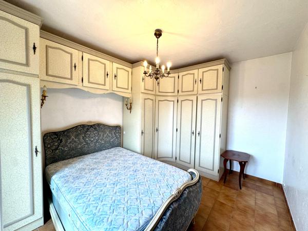 Fréjus Valescure - Villa individuelle quartier résidentiel recherché Sud garage aménageable