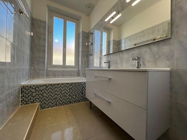 Maison de ville 135 m² 9 pièces