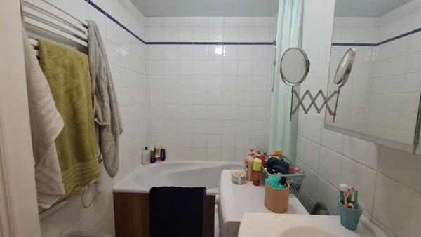 Appartement 2 pièces meublé ? Résidence proche de l'EDHEC à Roubaix Appartement 2 pièces meublé ? Résidence proche de l'EDHEC à Roubaix
