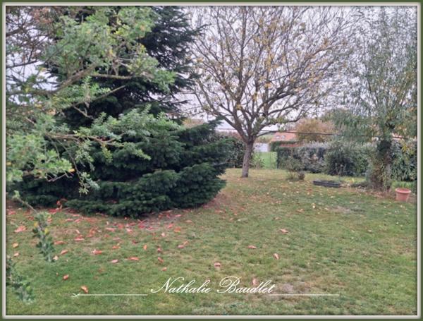 Brûlon (72350) Maion PLAIN-PIED, 4 chambres, sde, sdb, garage, jardin