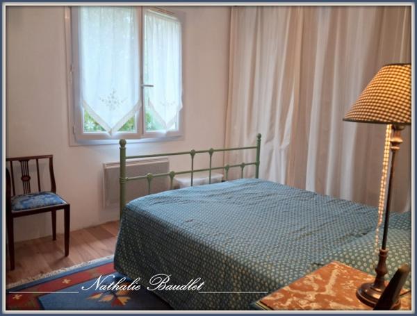 Brûlon (72350) Maion PLAIN-PIED, 4 chambres, sde, sdb, garage, jardin