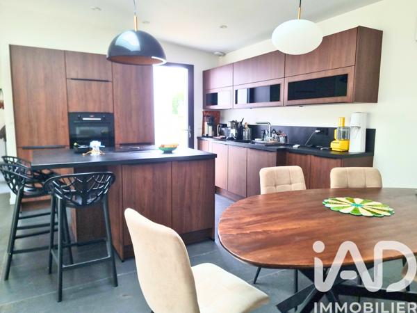 Maison à vendre 5 pièces 108 m² Rochefort