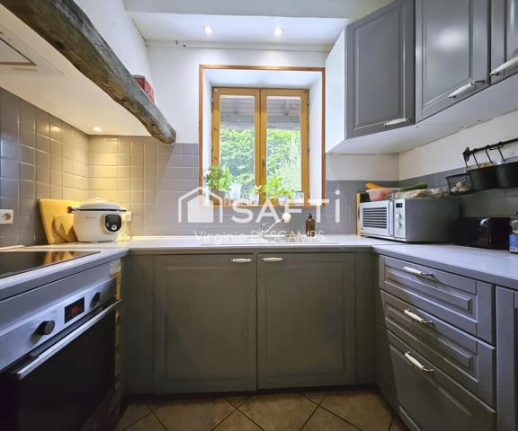 Maison ancienne pleine de charme proche Ezy sur eure, au calme absolu