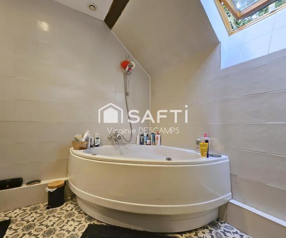 Maison ancienne pleine de charme proche Ezy sur eure, au calme absolu