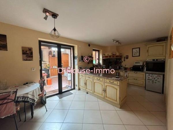 Maison à vendre 8 pièces de 210 m²