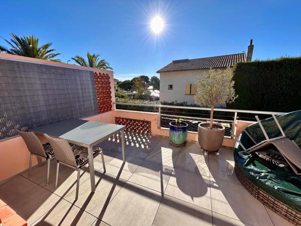 Appartement à ROQUEBRUNE-SUR-ARGENS, 83380 - 3 pièces 95m²