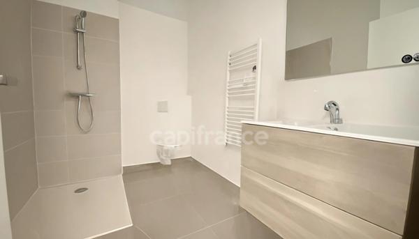 Appartement à vendre 2 pièces de 42m2 avec terrasse à CELONY AIX EN PROVENCE