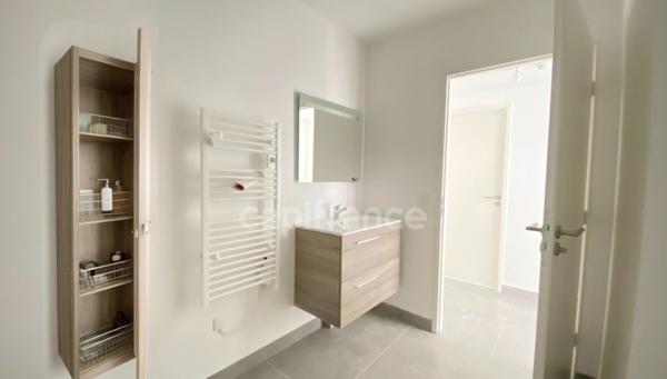 Appartement à vendre 2 pièces de 42m2 avec terrasse à CELONY AIX EN PROVENCE