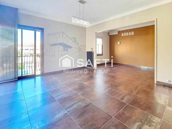 MAISON DE VILLAGE D'ENVIRON 331M², COUR ET GARAGE