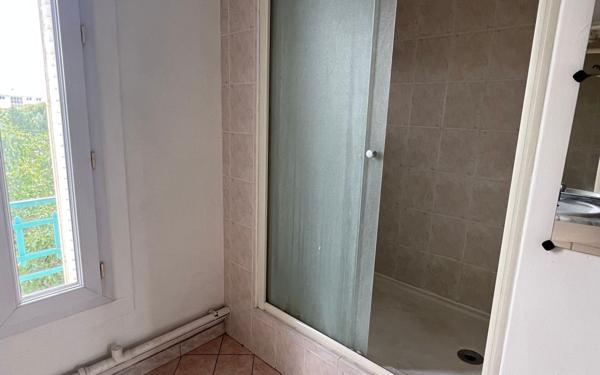 Appartement à vendre    3 pièces • 55 m2 Chelles