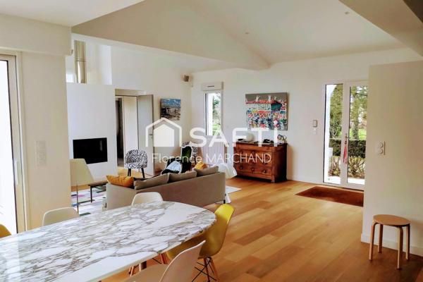 ST LIGUAIRE MAISON RÉNOVÉE 4 CHAMBRES BEAU JARDIN PISCINE