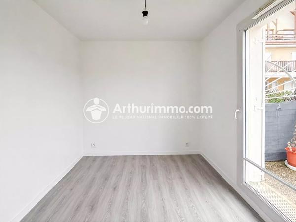 Vente                                                      Appartement
                        
                     4 pièces                      73 m2                     à Tigery