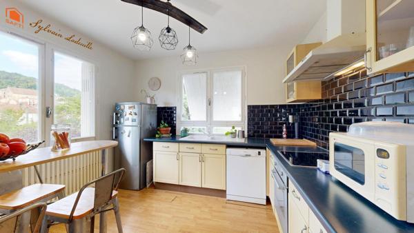 Maison de 120 m² sur 828 m2 de terrain proche des commerces